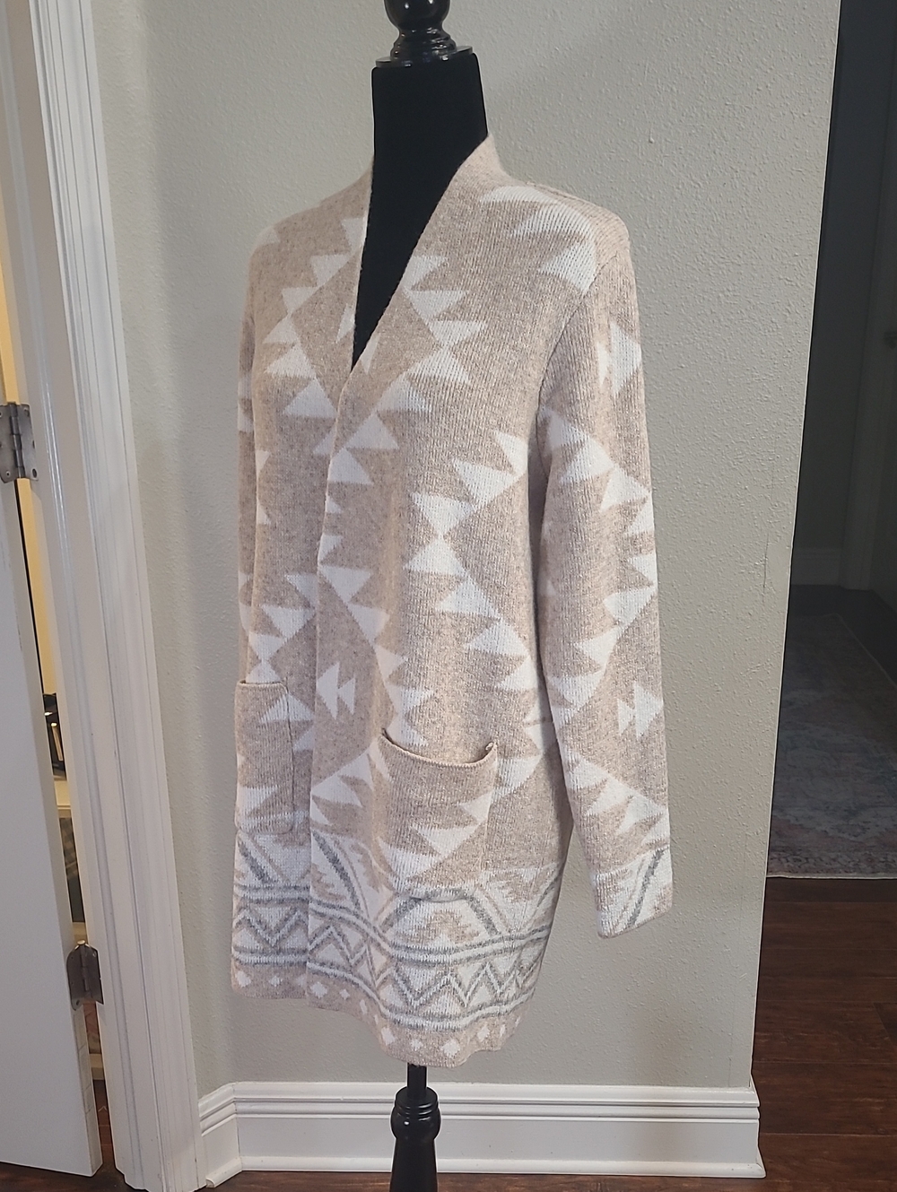 Frye Cream and Tan Geometric Open-Front Cardigan Size Med